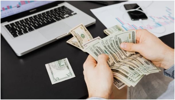 The Smartest Profitable Businesses to Start With Low Investment